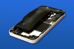 Nguyên nhân gây lỗi iPhone bị sập nguồn dù vẫn còn pin
