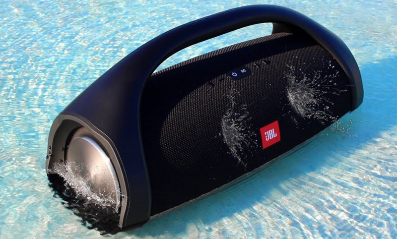Mẫu loa Bluetooth JBL chống nước tốt nhất 2025 hiện nay 37 Mẫu loa Bluetooth JBL chống nước tốt nhất 2025 hiện nay