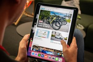 Nên bán hay đổi iPad cũ lấy iPad mới: Giải pháp nào lợi hơn cho bạn?