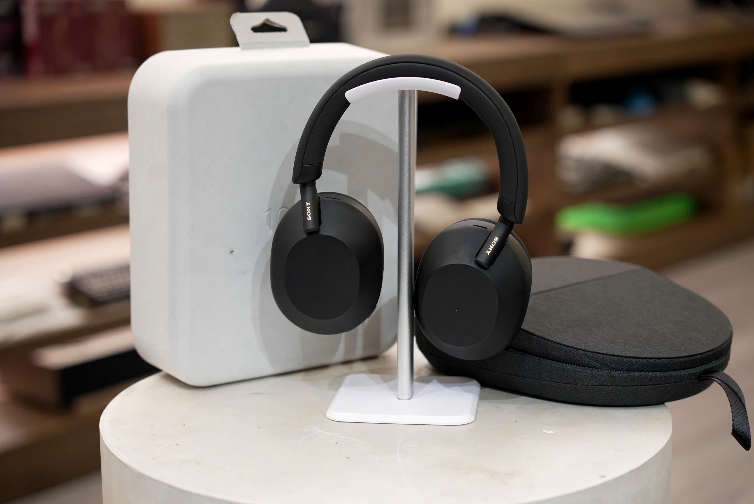 Đánh giá chi tiết tai nghe Sony WH-1000XM5: Ông hoàng chống ồn thế hệ mới 38 Đánh giá chi tiết tai nghe Sony WH-1000XM5: Ông hoàng chống ồn thế hệ mới