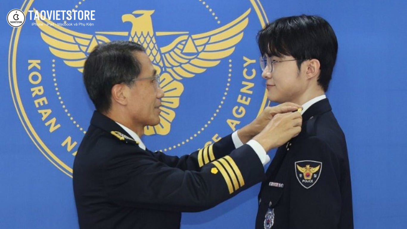Faker nhận cấp hàm Trung sĩ, làm Đại sứ phòng chống cờ bạc trực tuyến ở giới trẻ 6 Faker nhận cấp hàm Trung sĩ, làm Đại sứ phòng chống cờ bạc trực tuyến ở giới trẻ
