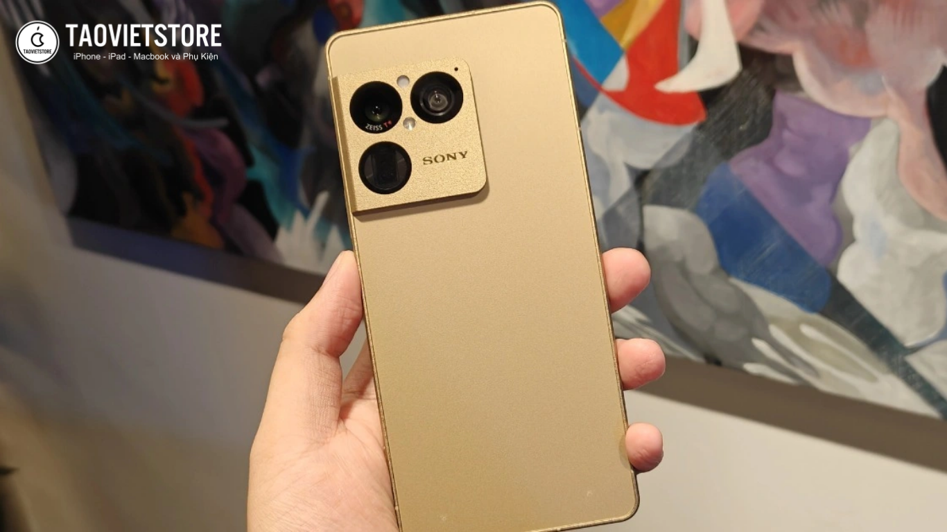 So sánh Sony Xperia 1 VIII và Samsung Galaxy S26 Ultra. Flagship nào xứng đáng ngôi vương Android 2026