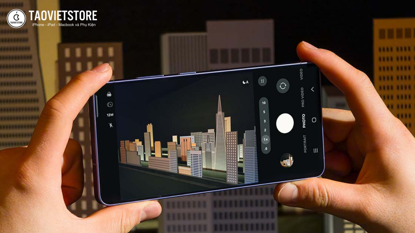 So sánh Sony Xperia 1 VIII và Samsung Galaxy S26 Ultra. Flagship nào xứng đáng ngôi vương Android 2026